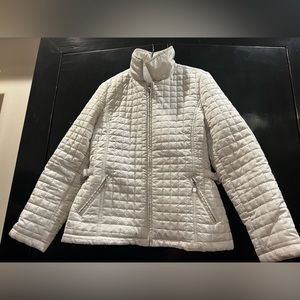E Studio White Quilted  Puffer Coat Size Large